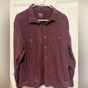 UNTUCKit Flannel Hemsworth Shirt In A Maroon Herringbone Pattern Men’s XXL
